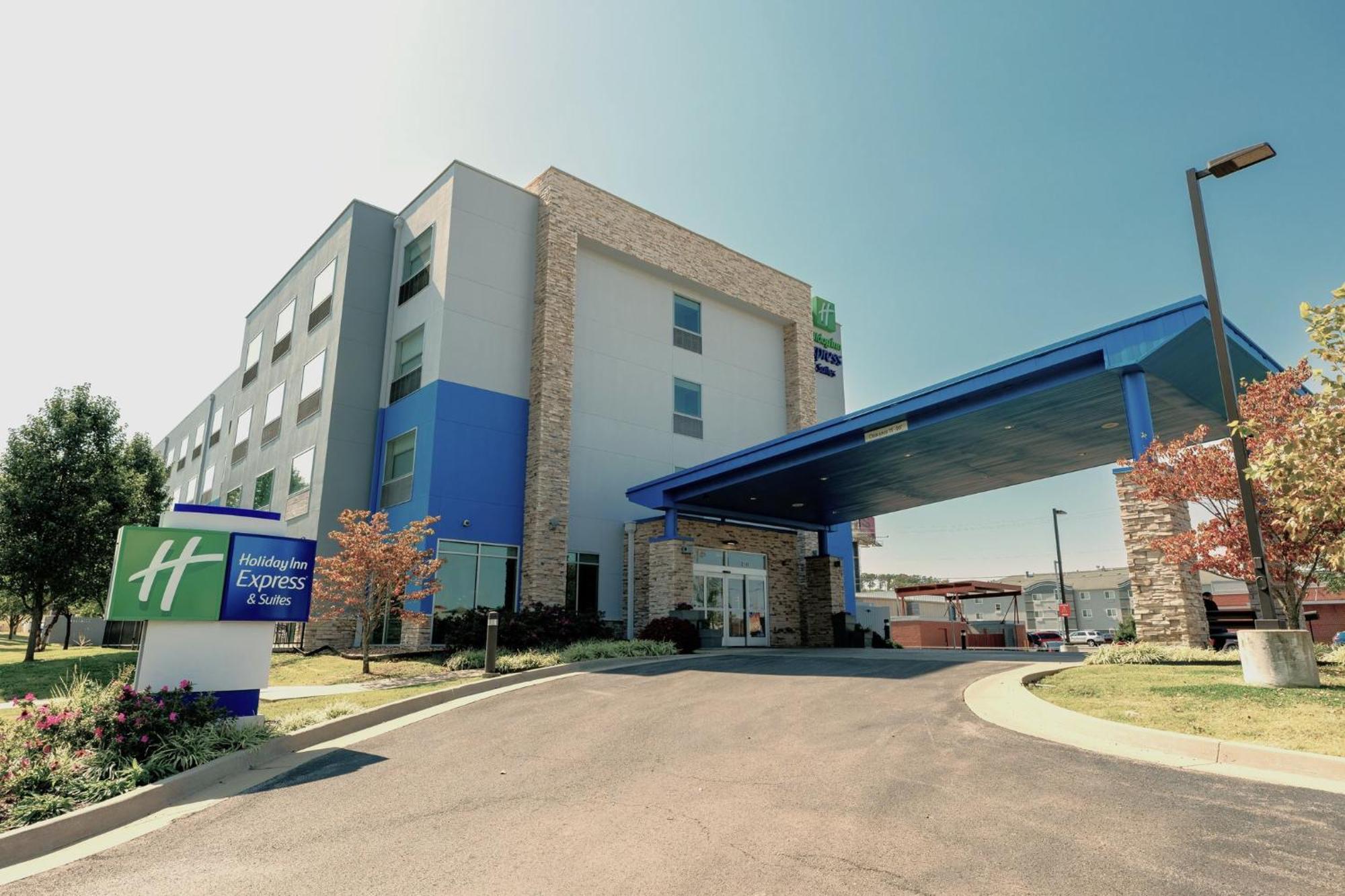 Holiday Inn Express And Suites Tahlequah By Ihg Kültér fotó