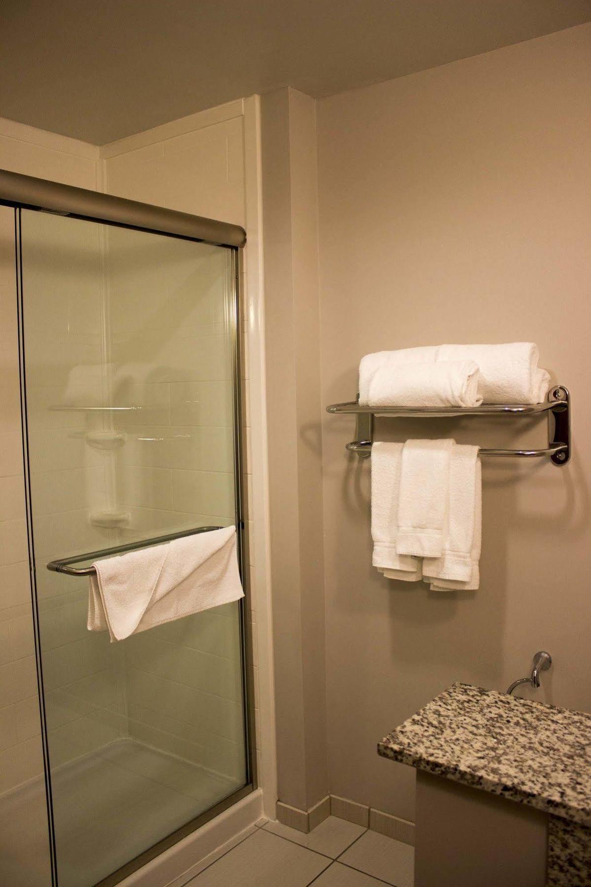 Holiday Inn Express And Suites Tahlequah By Ihg Kültér fotó